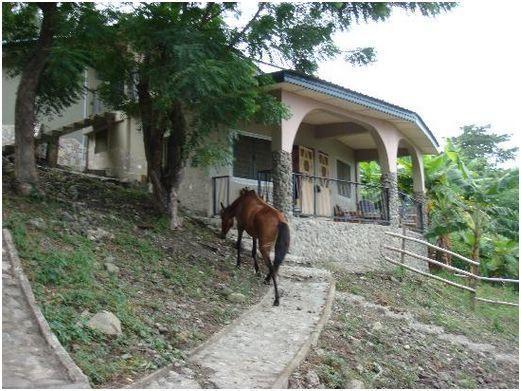The Green Ranch 호텔 쿠마시 외부 사진